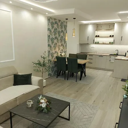 Kat Apartman Apartman *